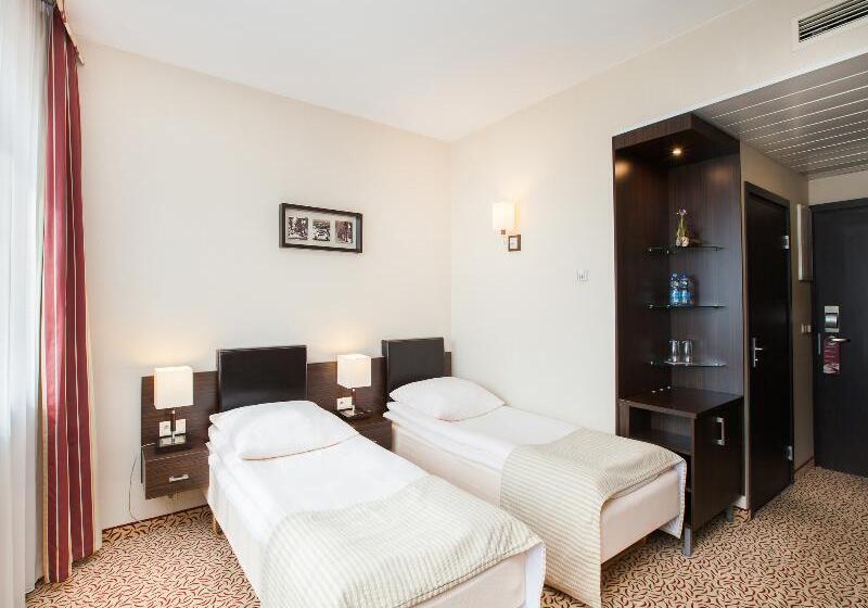 اتاق استاندارد, Qubus Hotel łódź