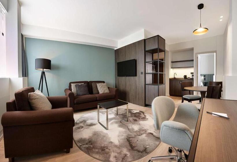 جناح, Radisson Blu Hotel, Hasselt