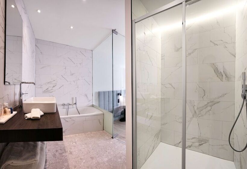 جناح, Radisson Blu Hotel, Hasselt