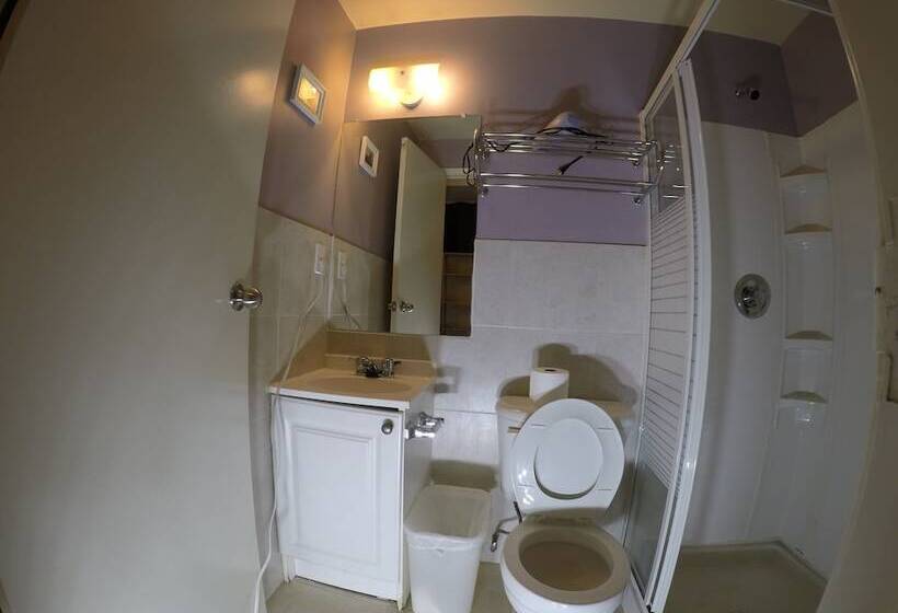 سوییت لوکس, St Lawrence Residences And Suites