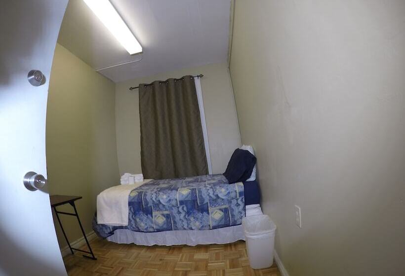 스탠다드 싱글 룸 공동욕실, St Lawrence Residences And Suites