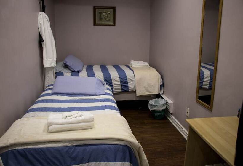 اتاق استاندارد با سرویس بهداشتی مشترک, St Lawrence Residences And Suites
