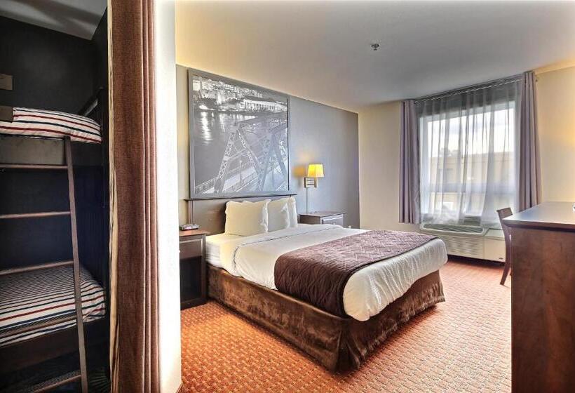 سوییت سوپریور, Super 8 By Wyndham Quebec City