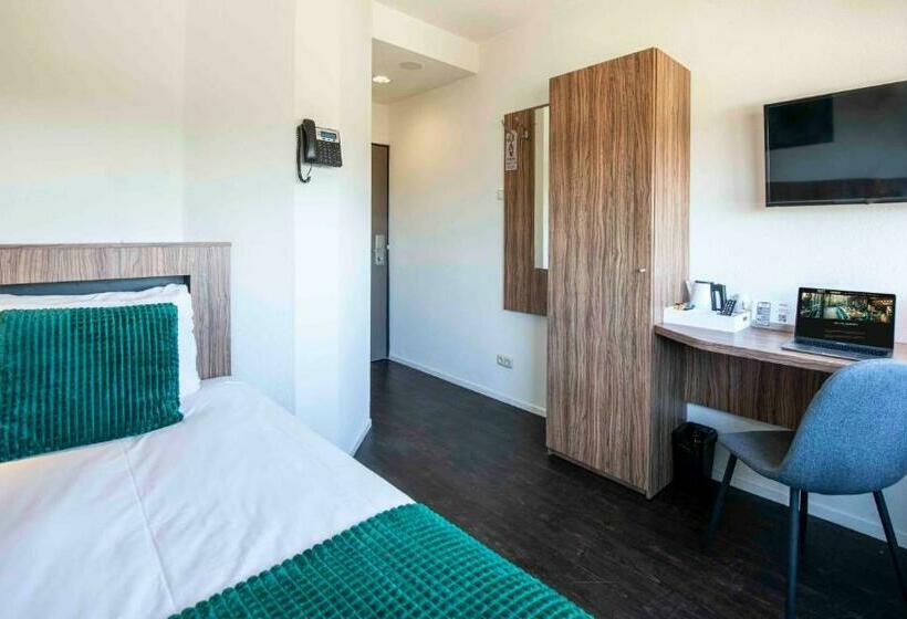 اتاق استاندارد یک نفره, Wicc