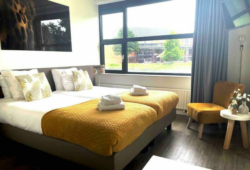 اتاق استاندارد, Wicc