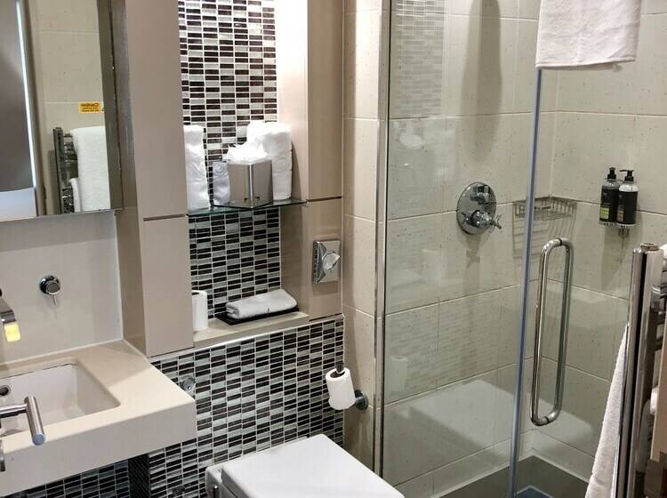 スーペリアールーム, The Continental Hotel Heathrow