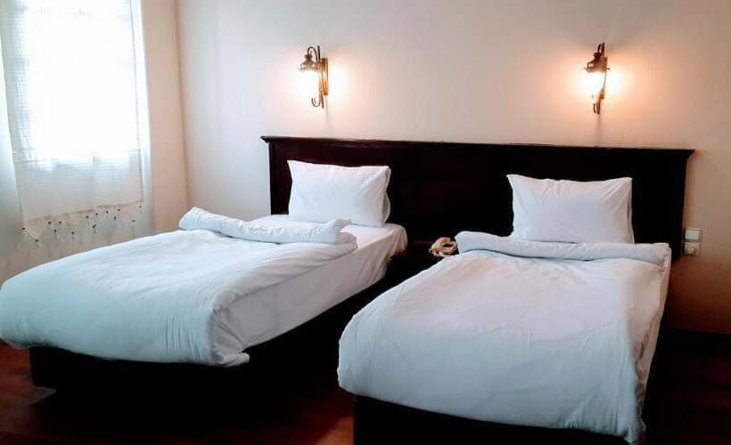 חדר אקונומי, Altinsaray