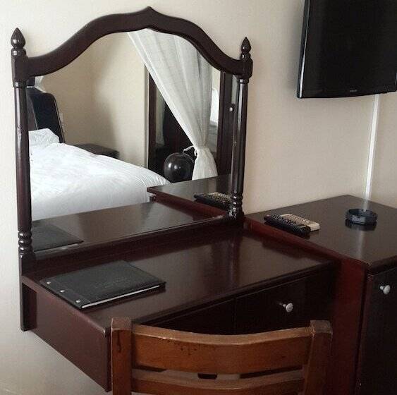 חדר אקונומי, Altinsaray