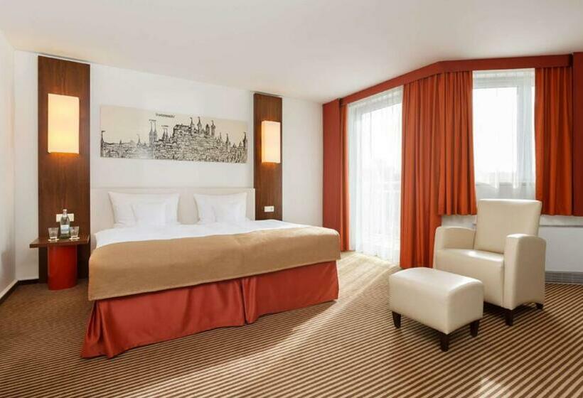 جناح جونيور, Best Western Hotel Nürnberg City West