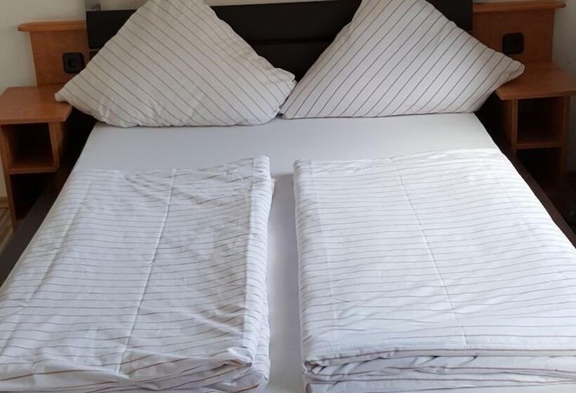 Номер Стандарт, Central