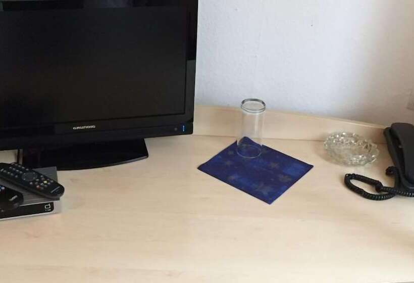 Номер Стандарт Трехместный, Central