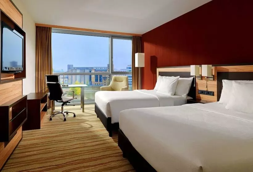 اتاق استاندارد با 2 تخت دوبل, Courtyard By Marriott Duesseldorf Hafen