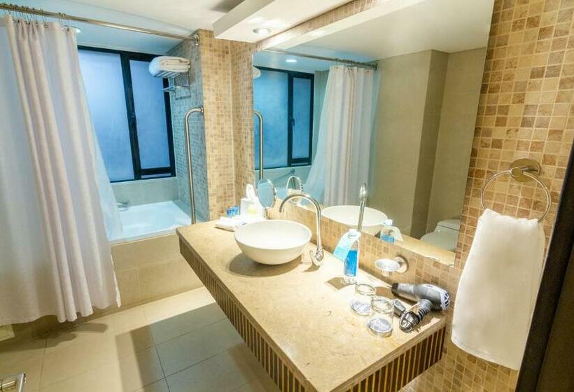 Полулюкс, Sonesta Hotel Cali