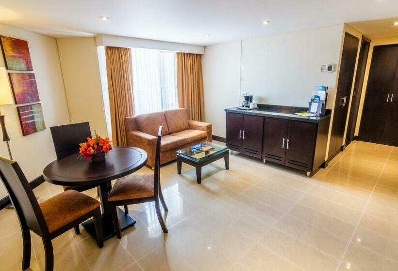 סוויטה, Sonesta Hotel Cali