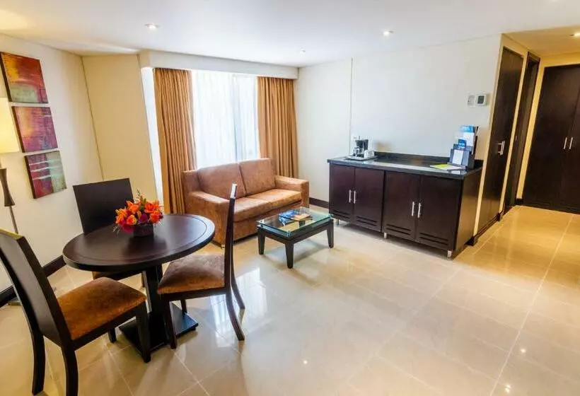 スイート, Sonesta Hotel Cali