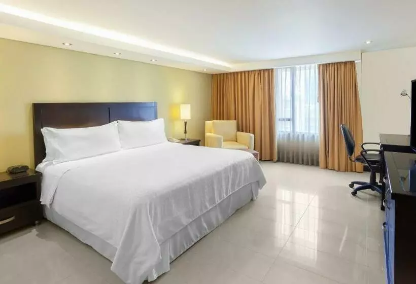 スイート, Sonesta Hotel Cali