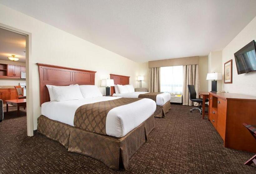 جناح, Gold Eagle Lodge