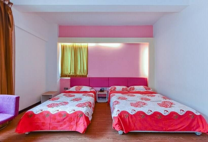 اتاق خانوادگی, Grand 0773