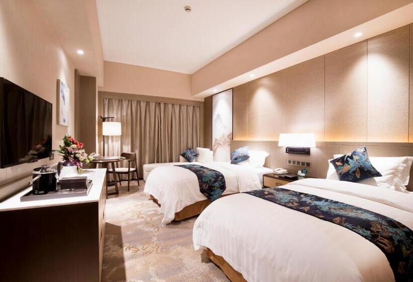 Quarto Deluxe, Jin Jiang Pine City