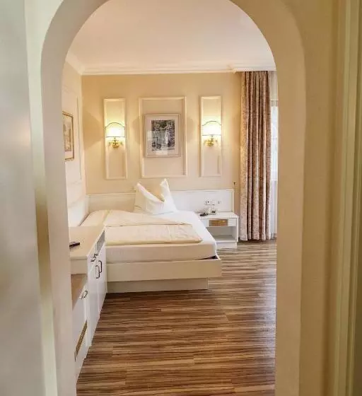 Quarto standart individual, Lindenhof