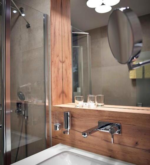 디럭스 스위트, Lindenhof