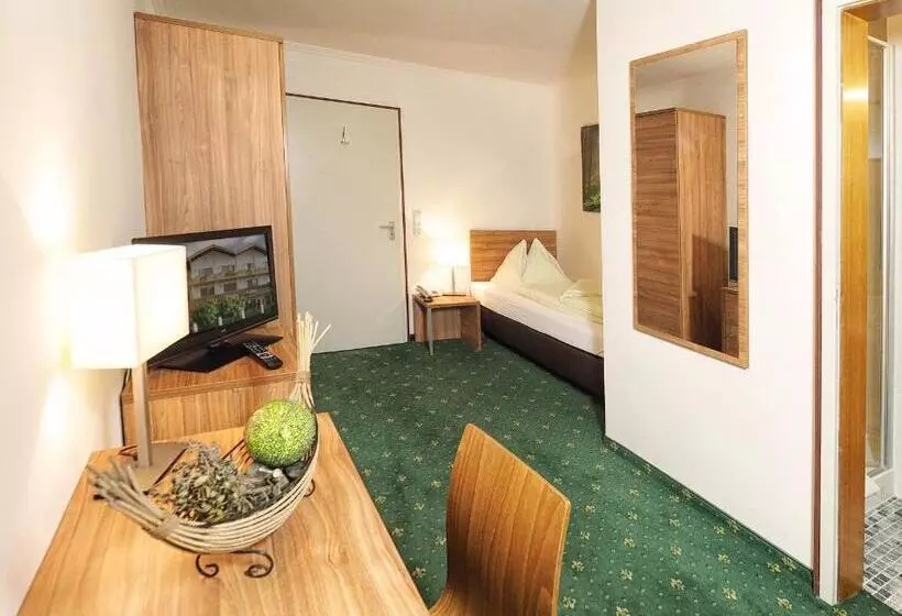 Quarto Individual Clássico, Lindenhof