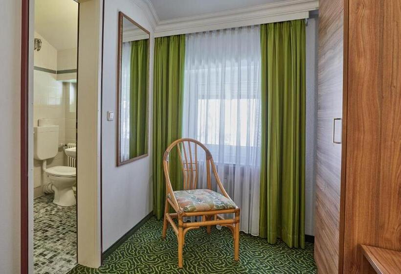 클래식 룸, Lindenhof