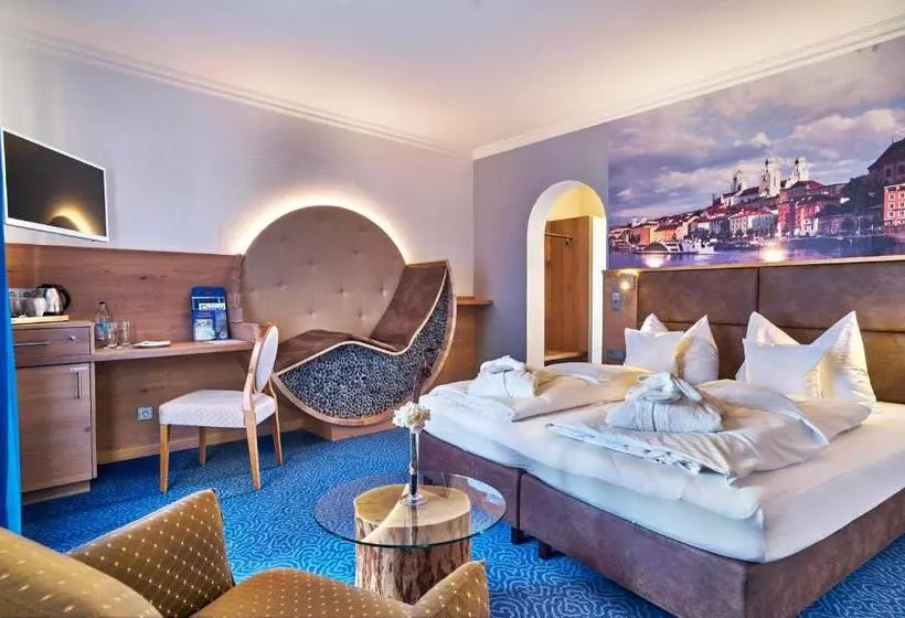 Junior Suite Vista Jardim, Lindenhof