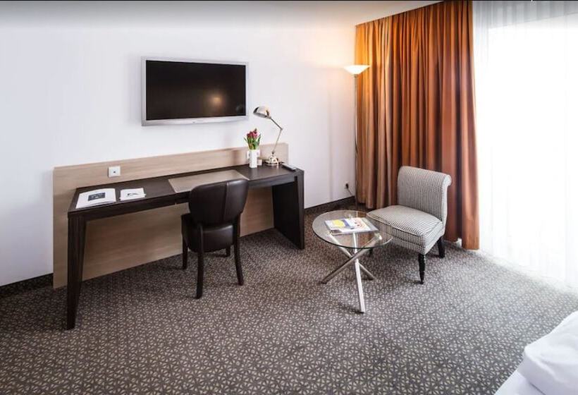 スタンダードルーム, Plaza