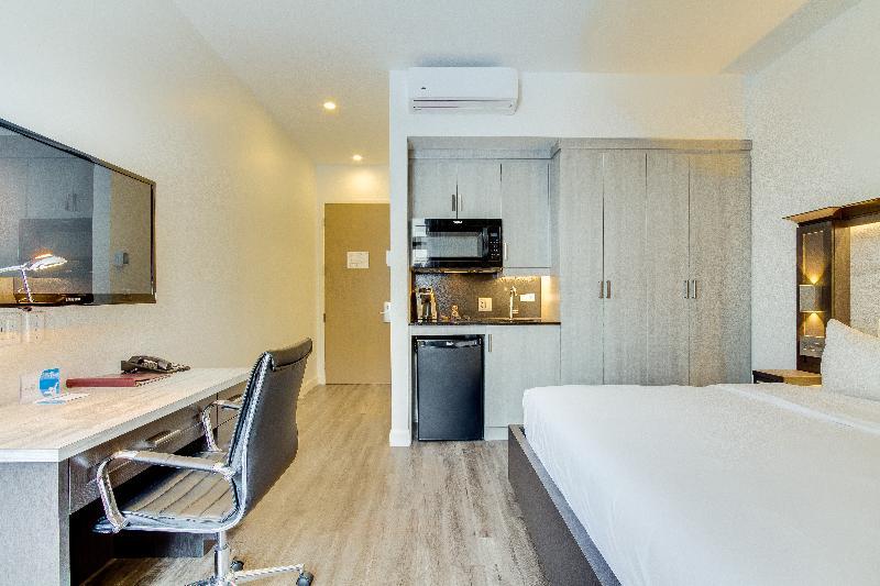 سوییت لوکس, Portroyal