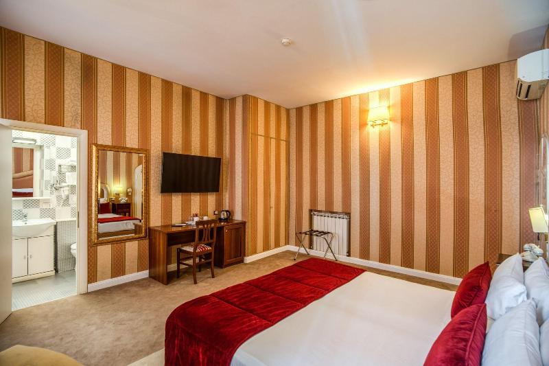 اتاق سوپریور, Relais Fontana Di Trevi