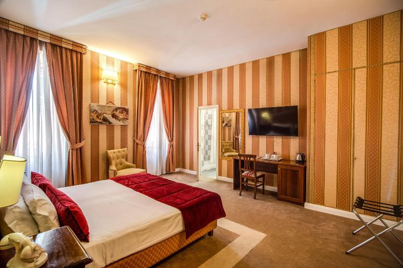 اتاق سوپریور, Relais Fontana Di Trevi