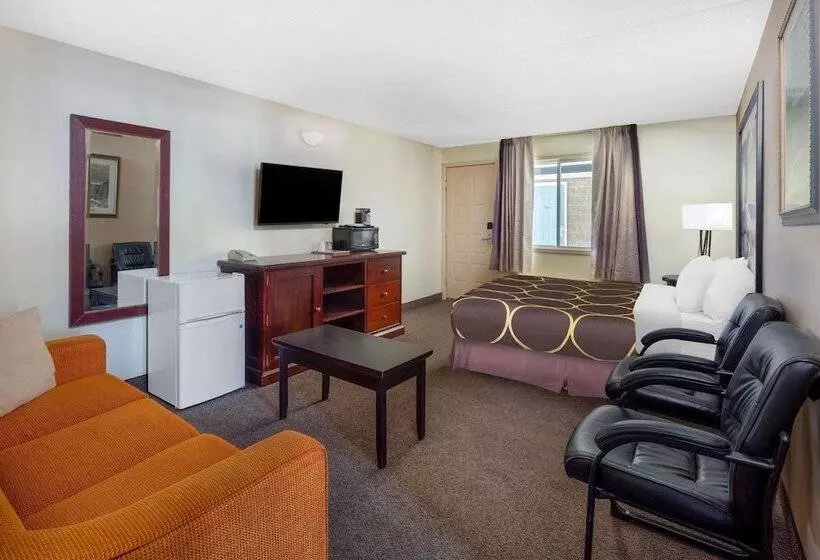Perhesviitti 2 Makuuhuonetta, Super 8 By Wyndham Niagara Falls By The Falls