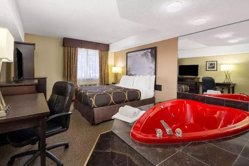 Deluxe-huone, Super 8 By Wyndham Niagara Falls By The Falls