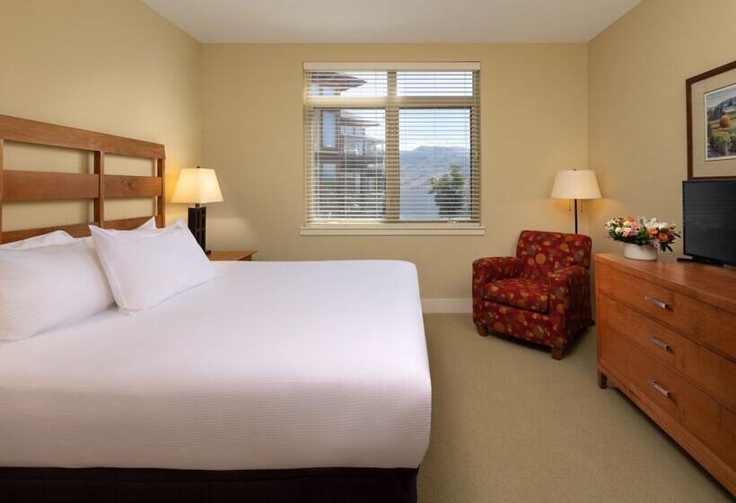 マウンテンビュースイート, The Cove Lakeside Resort