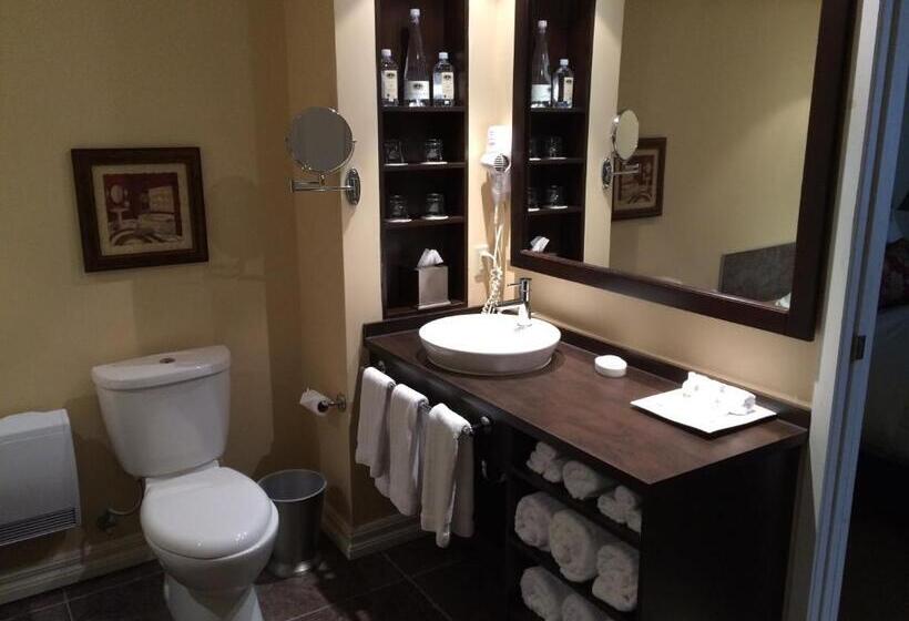 جناح سوبيريور, Vallea Bromont