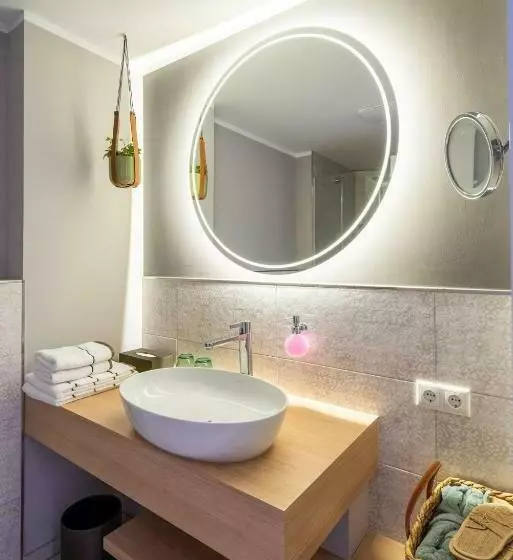 سوییت جونیور با بالکن, Landhotel Rittmeister & Kräuter Spa Adults Only