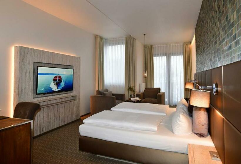 סוויטת ג'וניור עם מרפסת, Landhotel Rittmeister & Kräuter Spa Adults Only