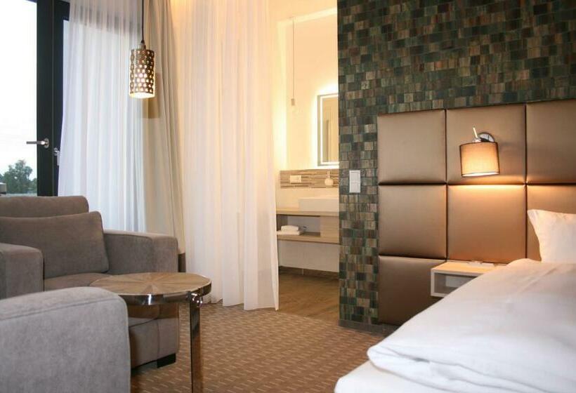 סוויטת ג'וניור עם מרפסת, Landhotel Rittmeister & Kräuter Spa Adults Only