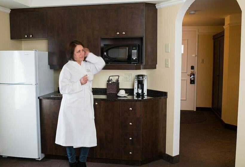 جناح إدارى, Vallea Bromont