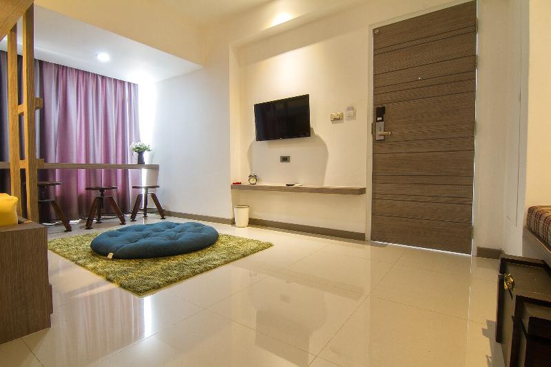 Семейный Номер с Койками, Bossotel Chiang Mai