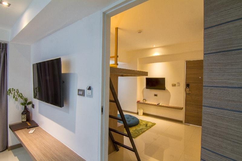 Семейный Номер с Койками, Bossotel Chiang Mai