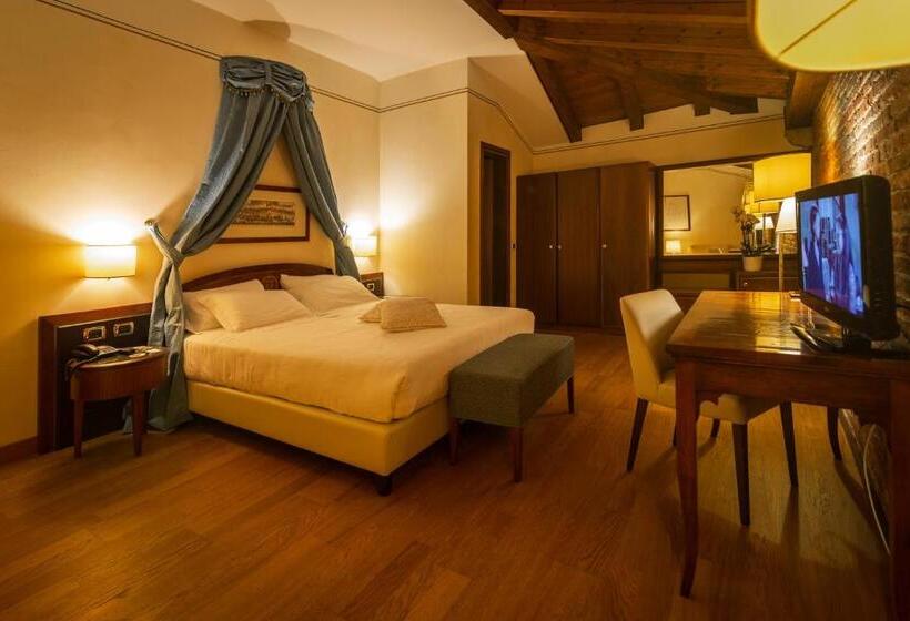 Полулюкс, Alla Torre