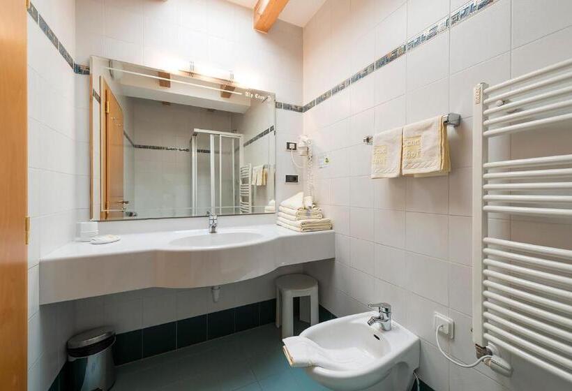 Pokój Standard Widok Góry, Moar S