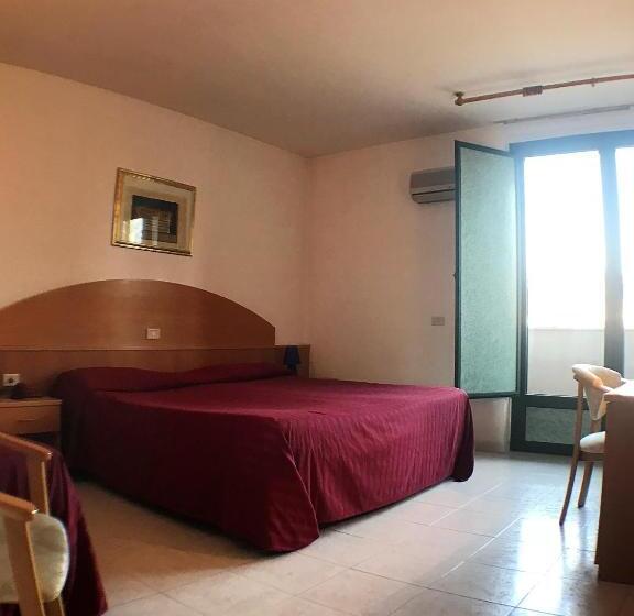 스탠다드 트리플 룸, Ascot Lodging