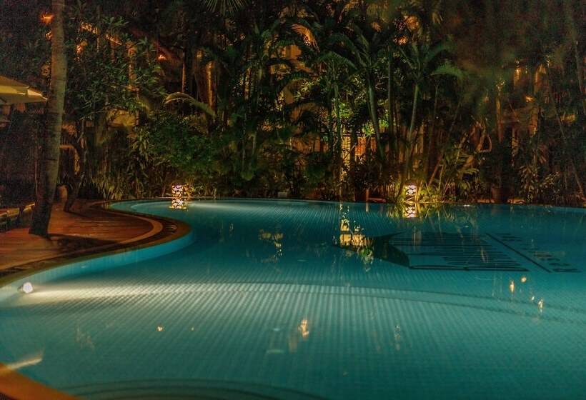اتاق لوکس با چشم‌انداز باغ, Bamboo Village Beach Resort & Spa