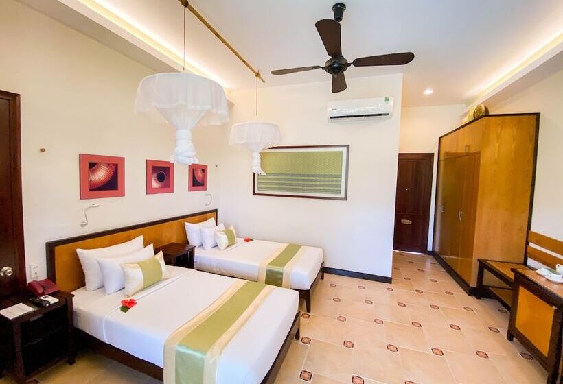 اتاق لوکس با چشمانداز باغ, Bamboo Village Beach Resort & Spa