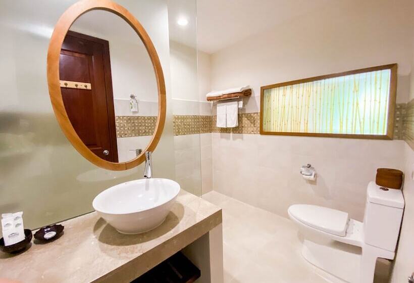 اتاق لوکس با چشمانداز باغ, Bamboo Village Beach Resort & Spa