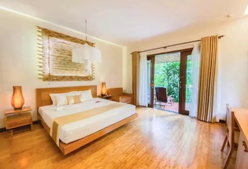 ویلای استاندارد با چشم‌انداز باغ, Bamboo Village Beach Resort & Spa