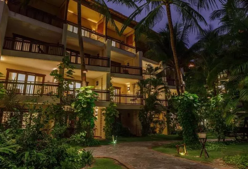 اتاق لوکس با بالکن, Bamboo Village Beach Resort & Spa